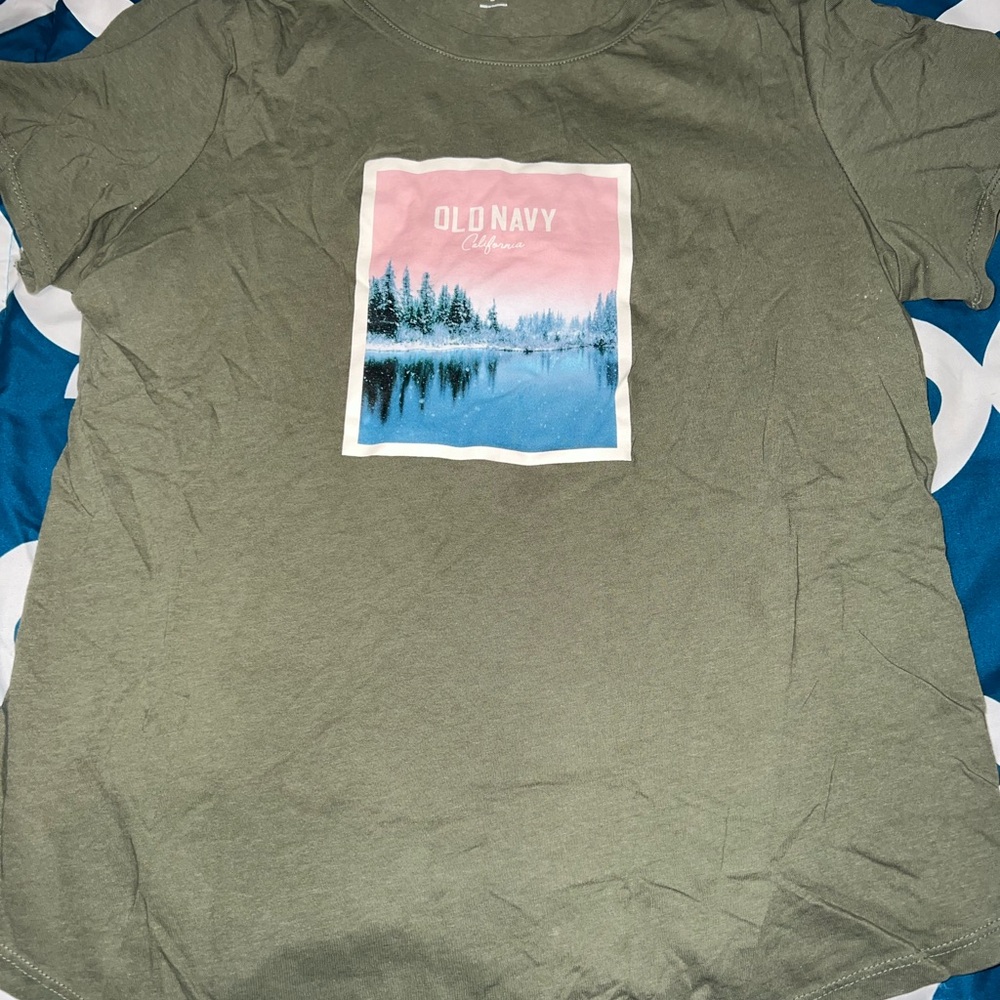 Old Navy Olive Graphic T-Shirt